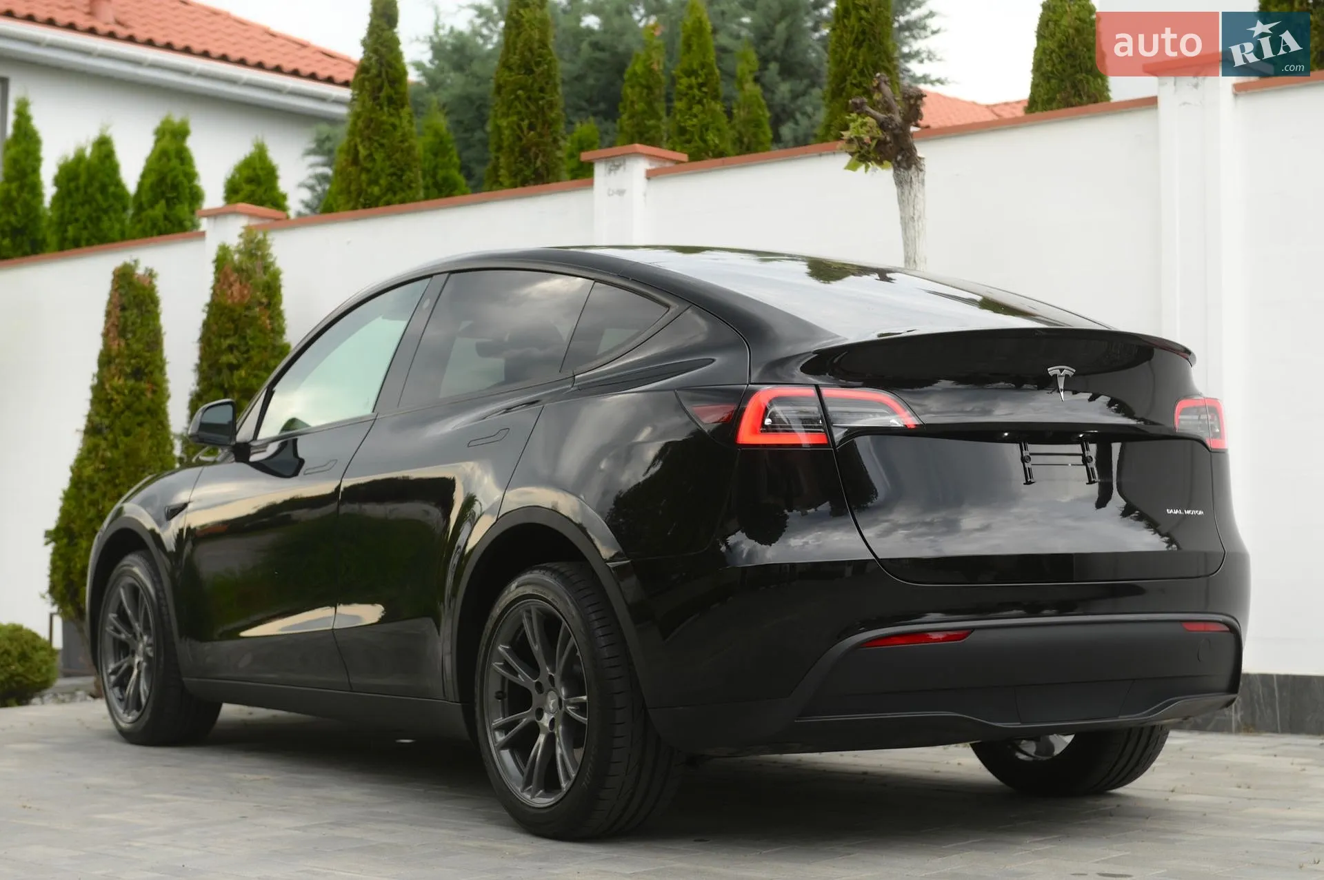 2023 Tesla Model Y - мініатюра 11