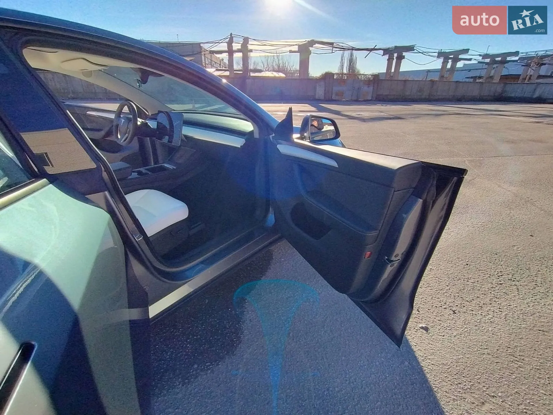 2024 Tesla Model Y - мініатюра 39