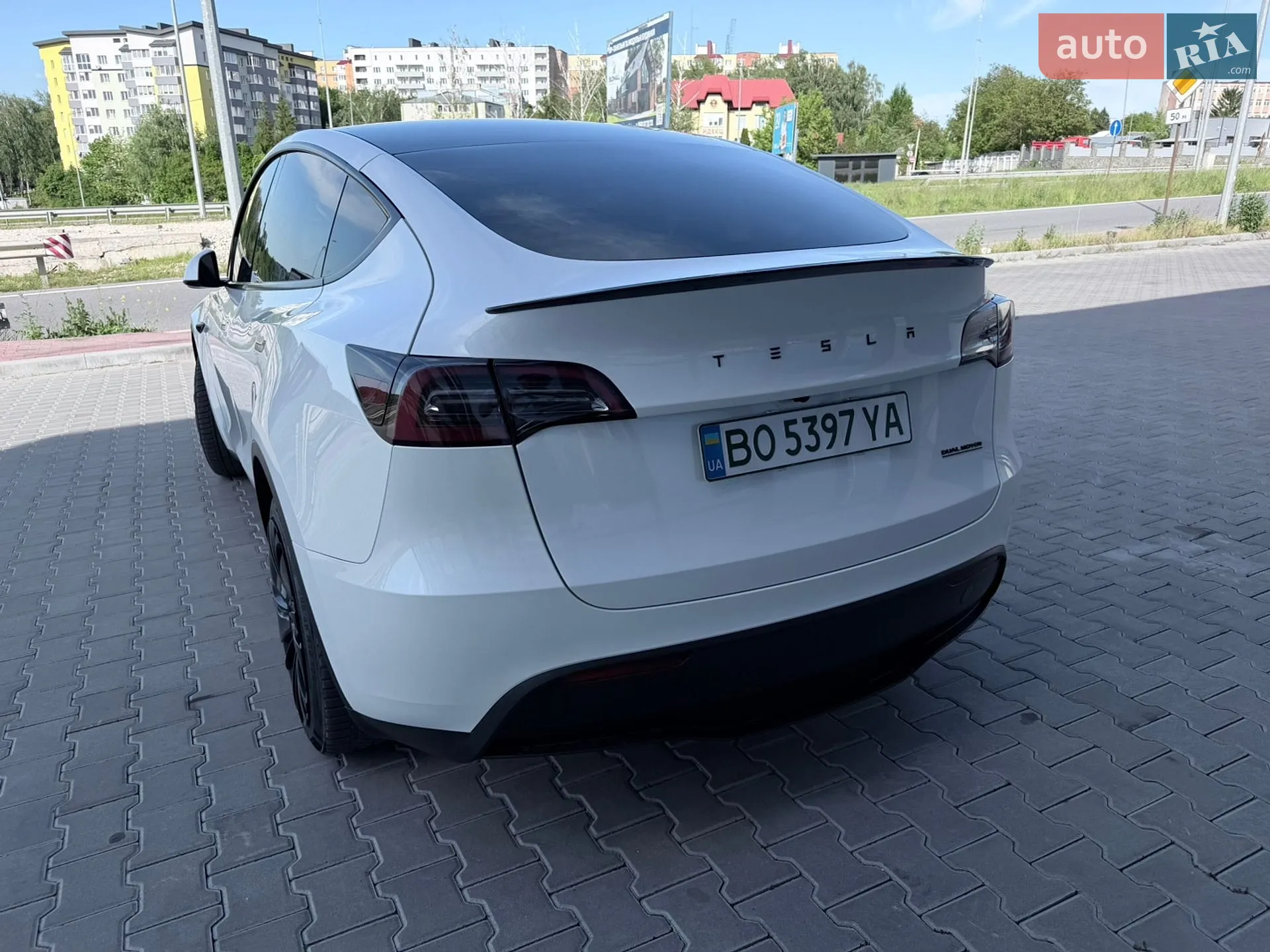 2023 Tesla Model Y - мініатюра 8