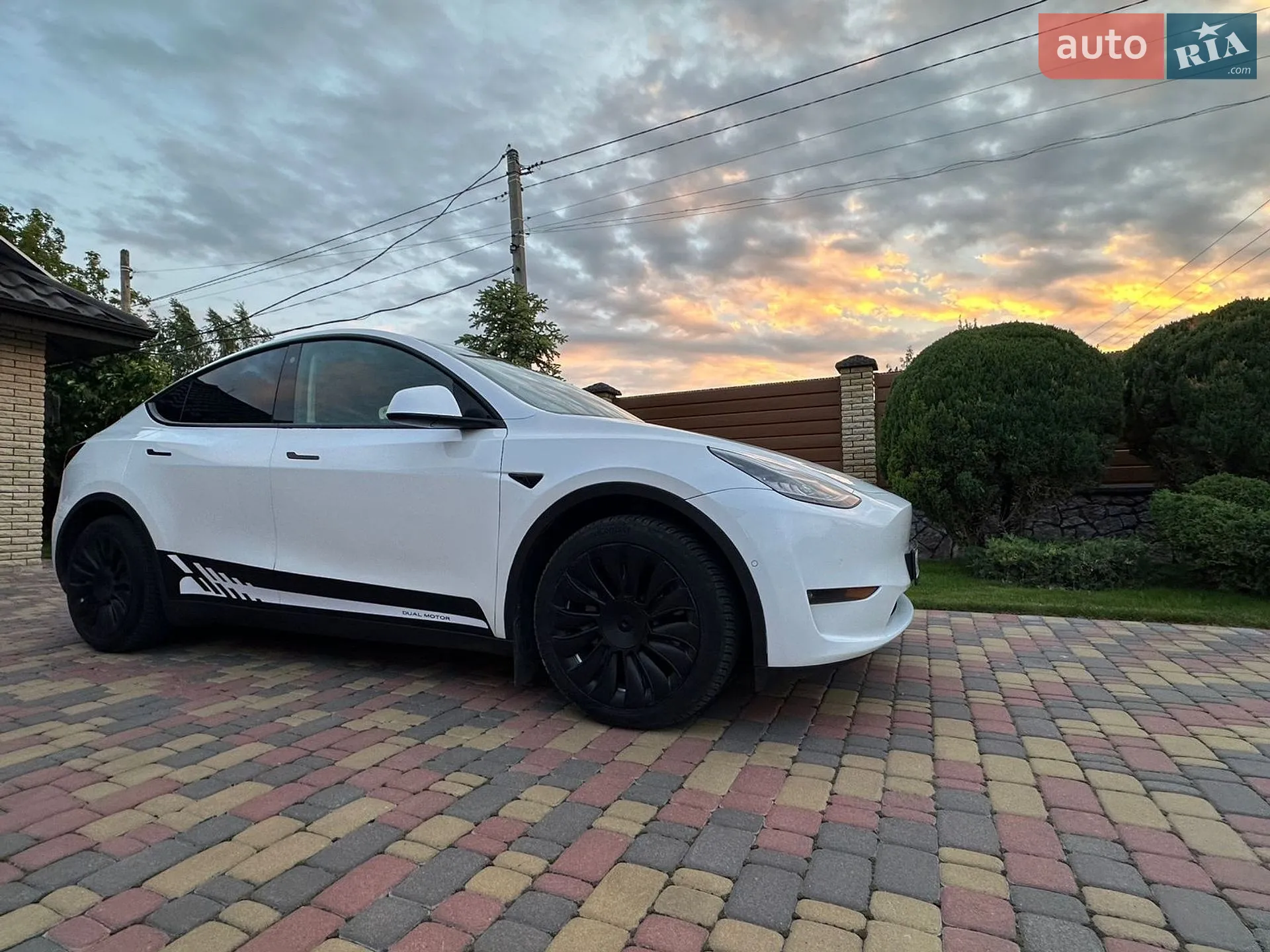 2021 Tesla Model Y - мініатюра 2