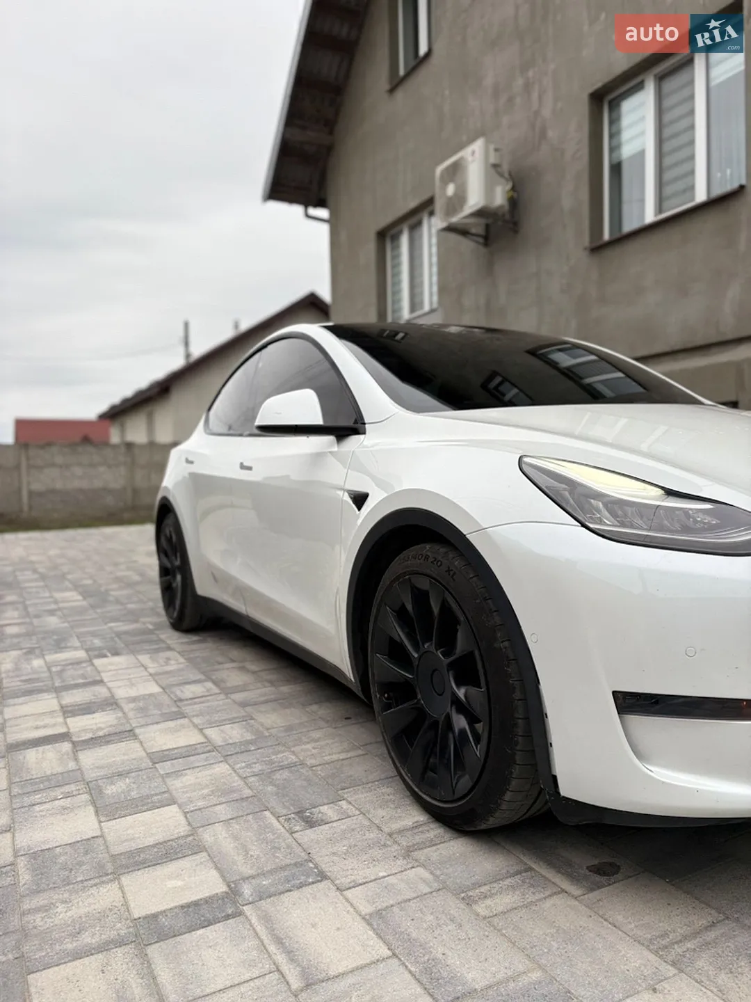 2020 Tesla Model Y - мініатюра 5