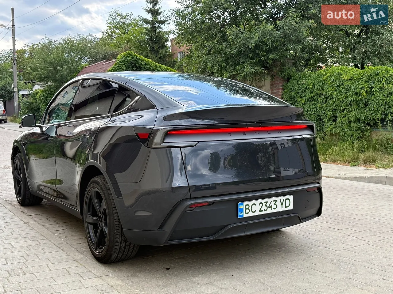 2024 Tesla Model Y - мініатюра 23