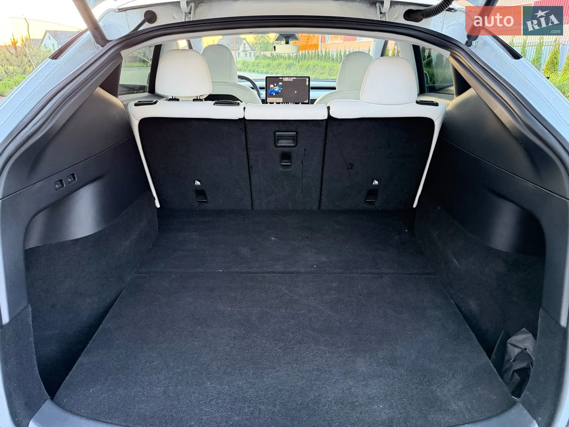 2021 Tesla Model Y - мініатюра 24