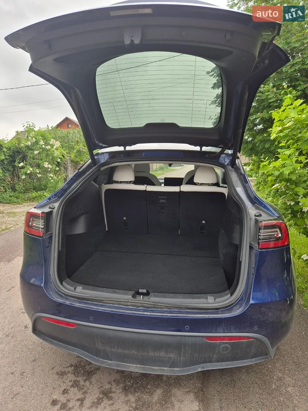2021 Tesla Model Y - мініатюра 4