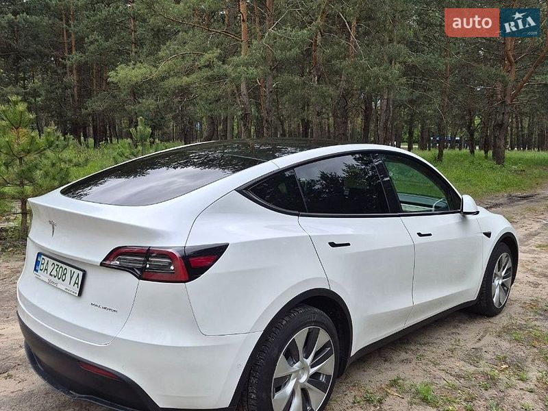 Внедорожник / Кроссовер Tesla Model Y 2021 в Кропивницком