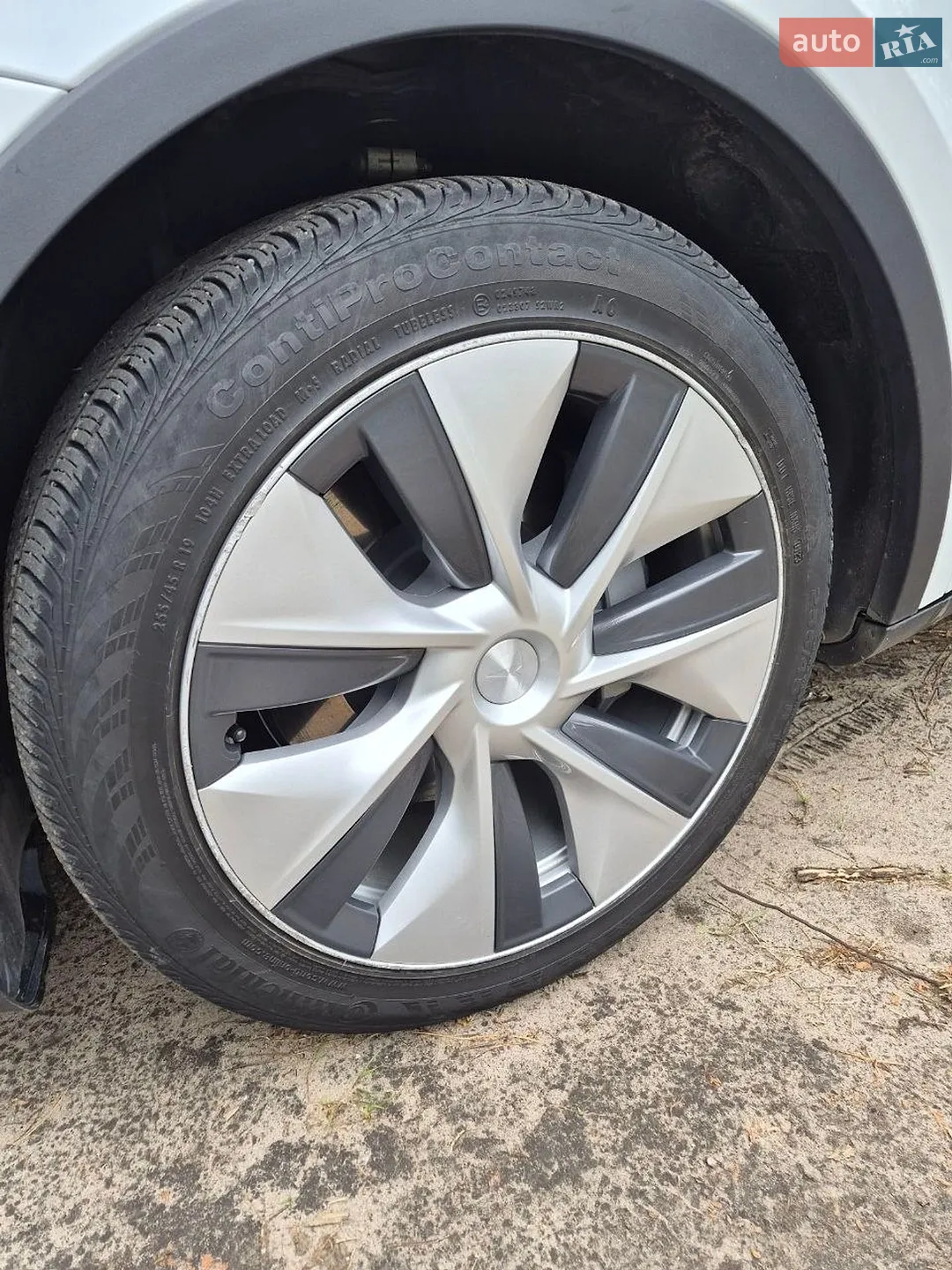 2021 Tesla Model Y - мініатюра 8