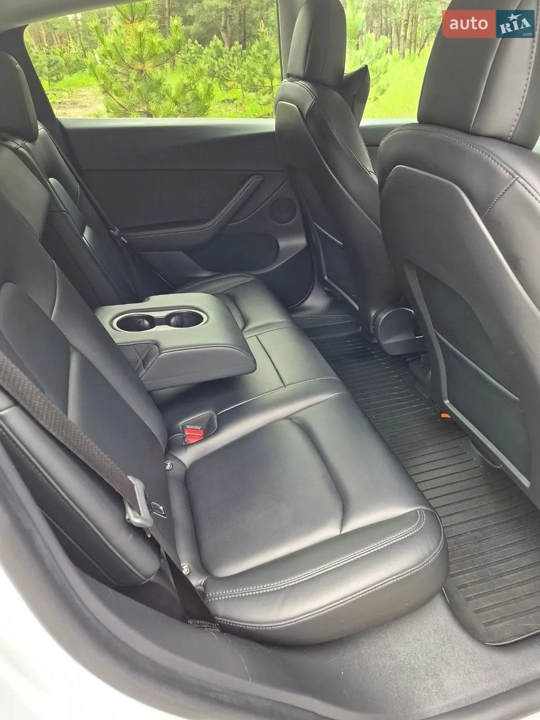 2021 Tesla Model Y - мініатюра 17