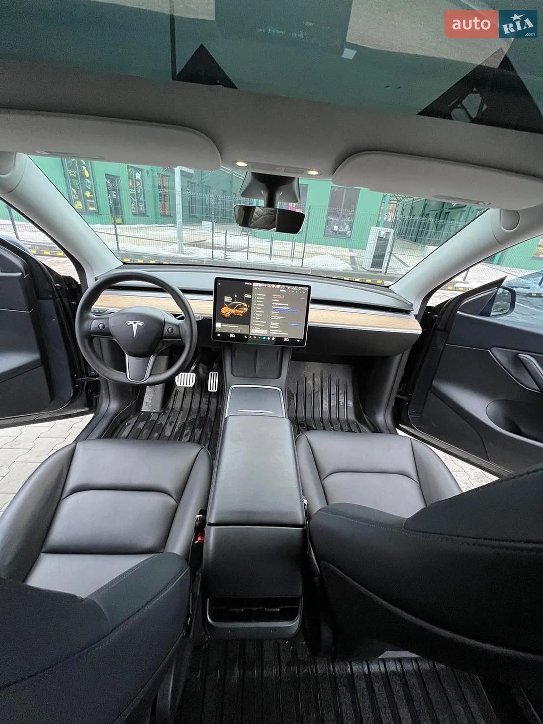 2022 Tesla Model Y - мініатюра 19