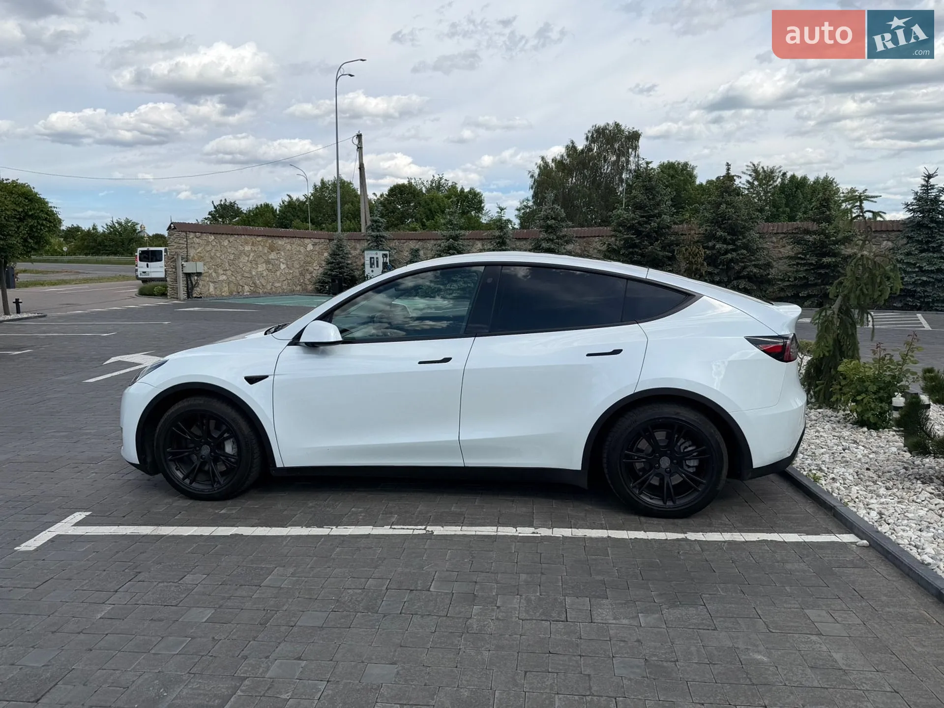 2023 Tesla Model Y - мініатюра 4