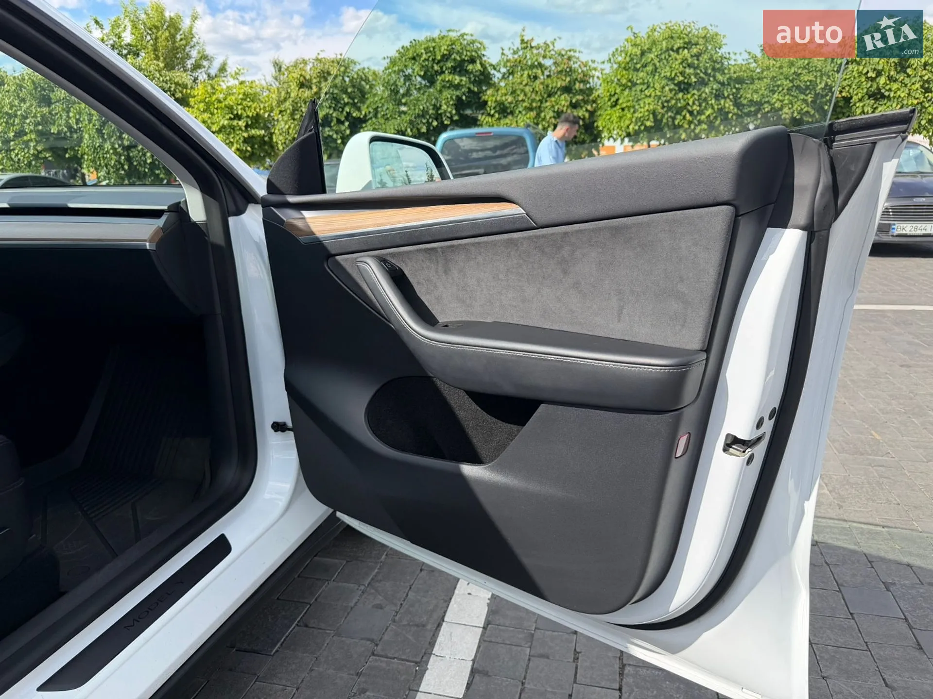2023 Tesla Model Y - мініатюра 18