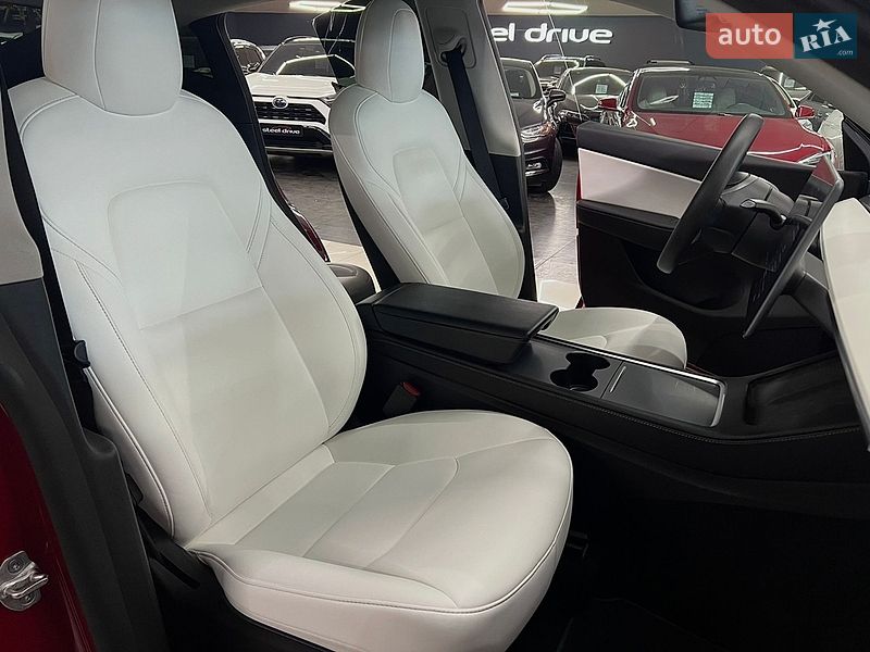 Внедорожник / Кроссовер Tesla Model Y 2022 в Николаеве