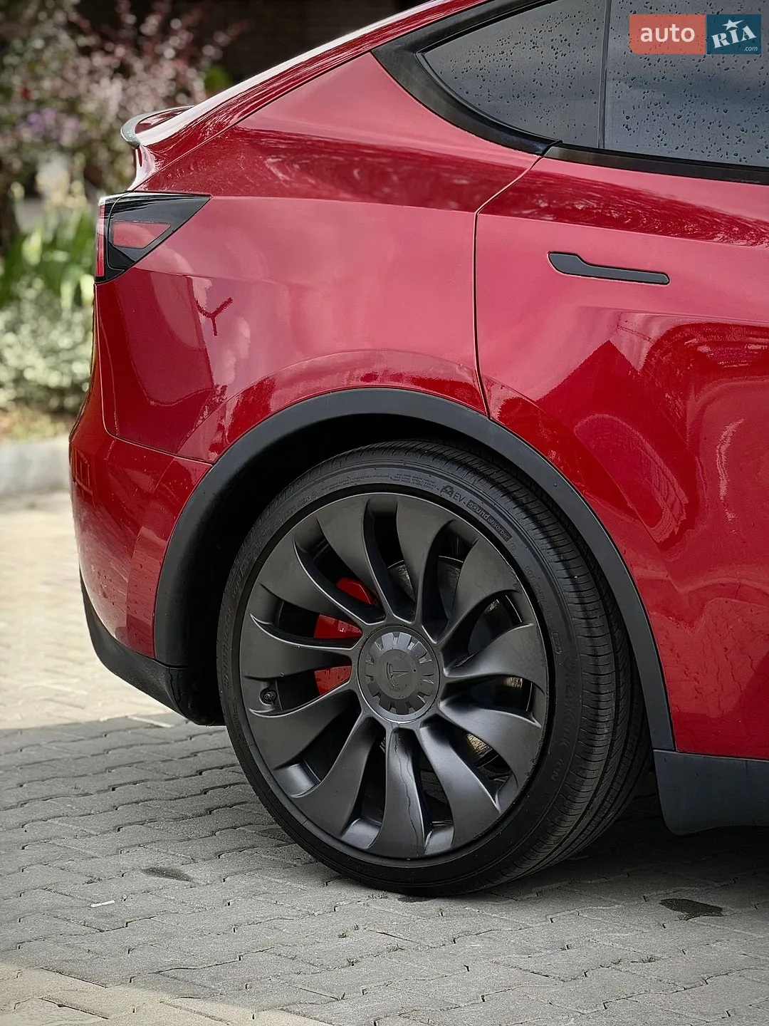 2024 Tesla Model Y - мініатюра 9