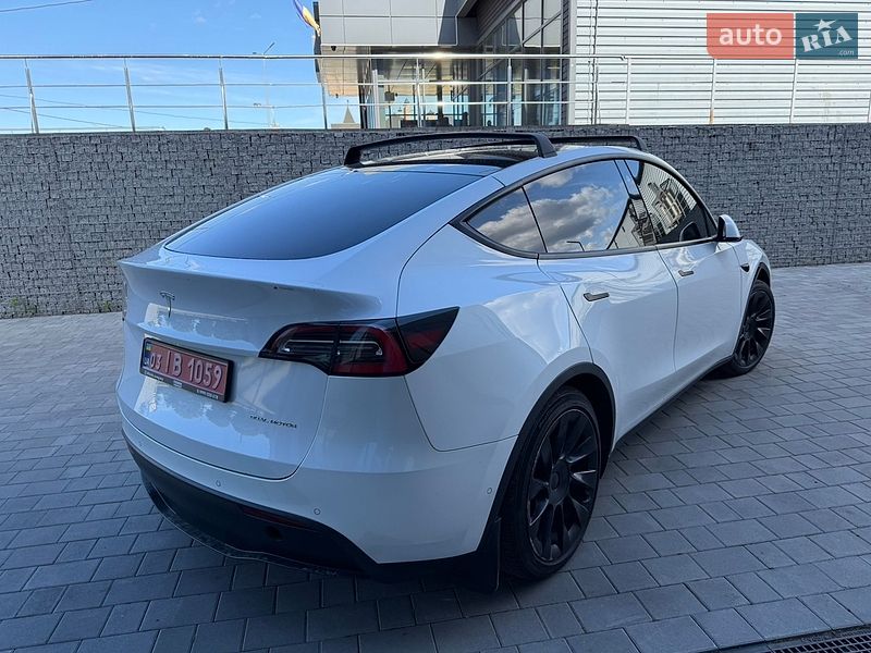 Внедорожник / Кроссовер Tesla Model Y 2021 в Рованцах