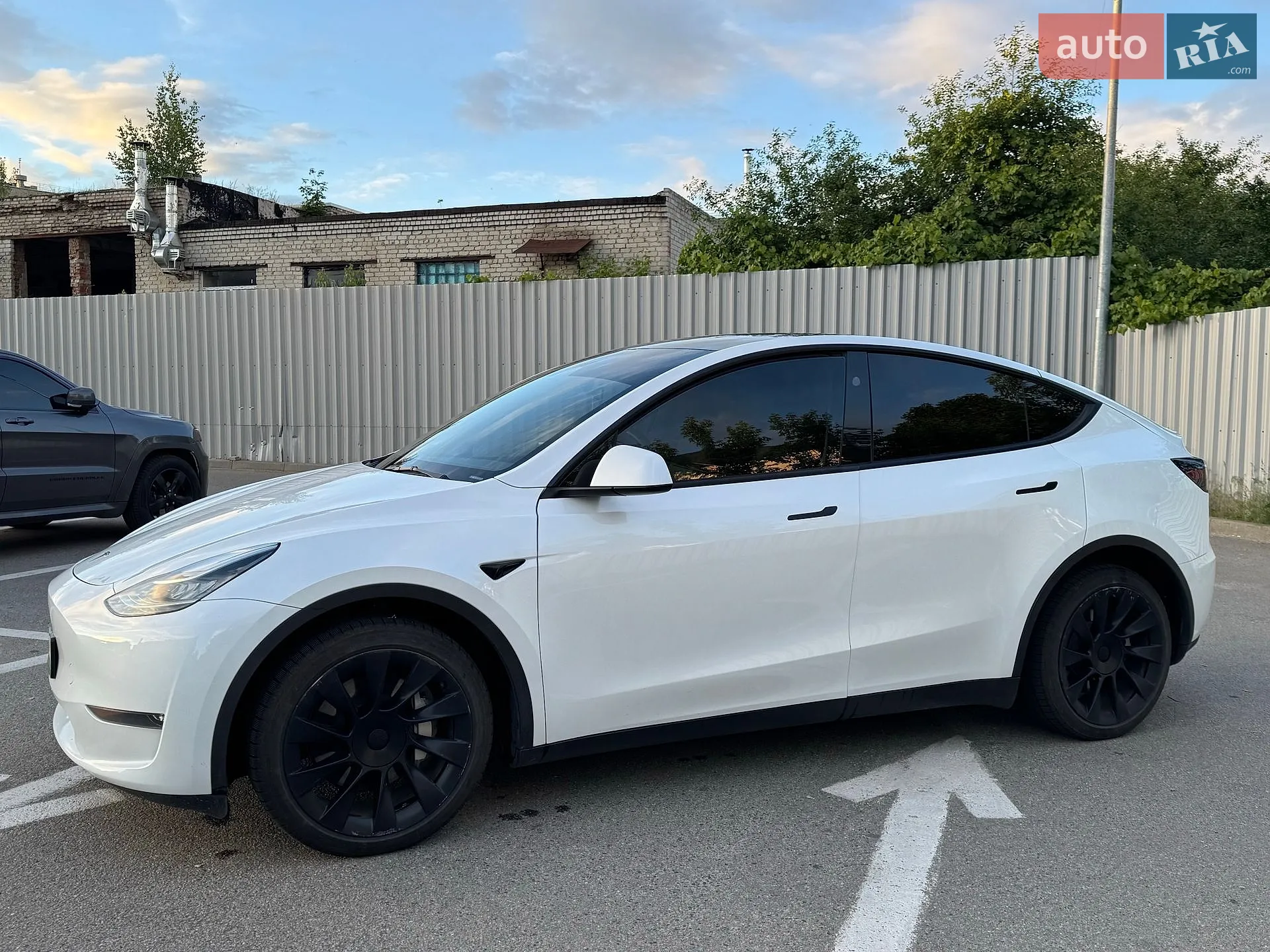 2023 Tesla Model Y - мініатюра 16