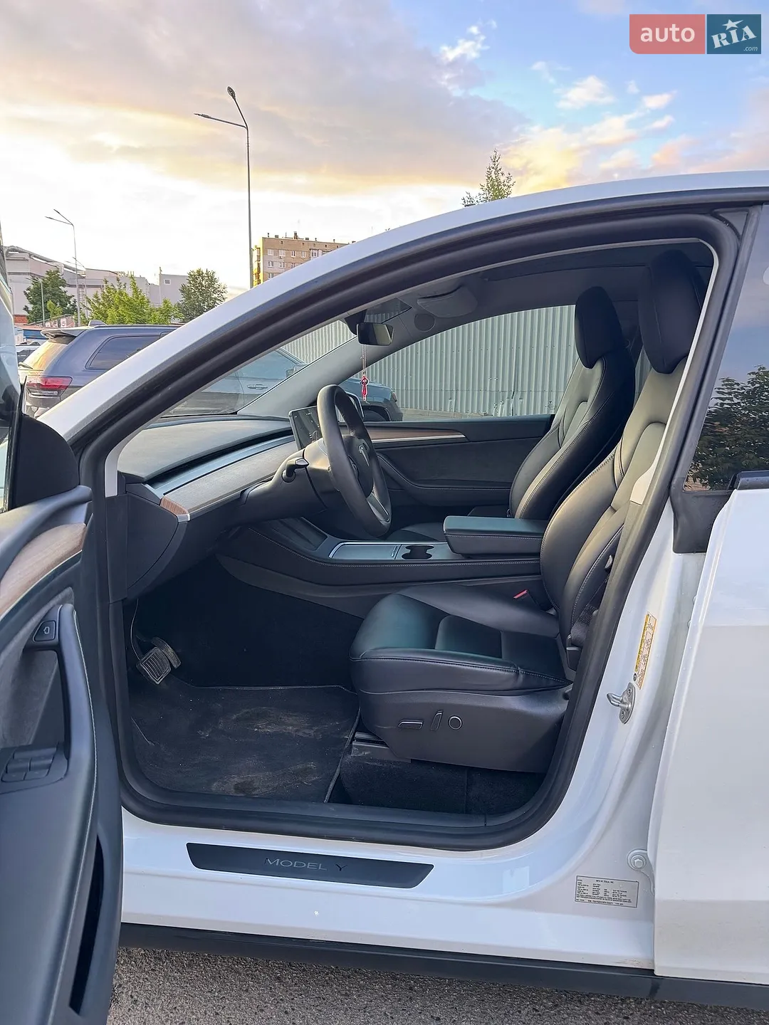 2023 Tesla Model Y - мініатюра 21