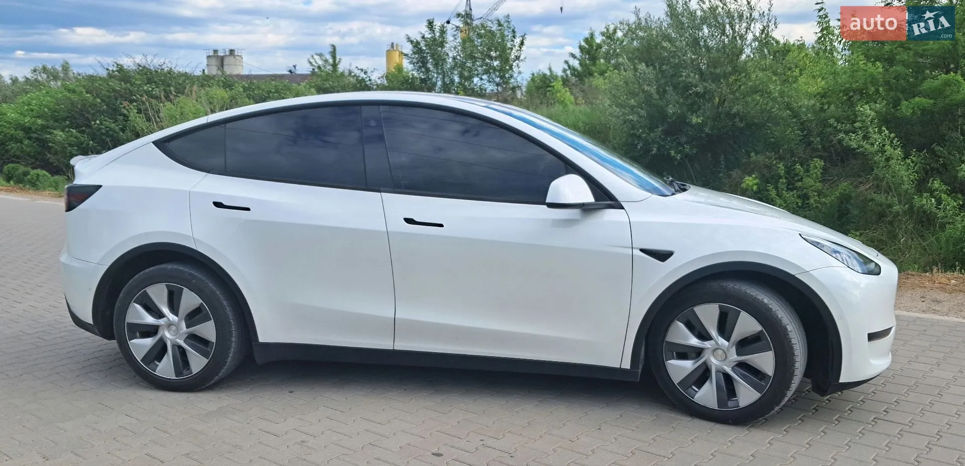 2021 Tesla Model Y - мініатюра 4