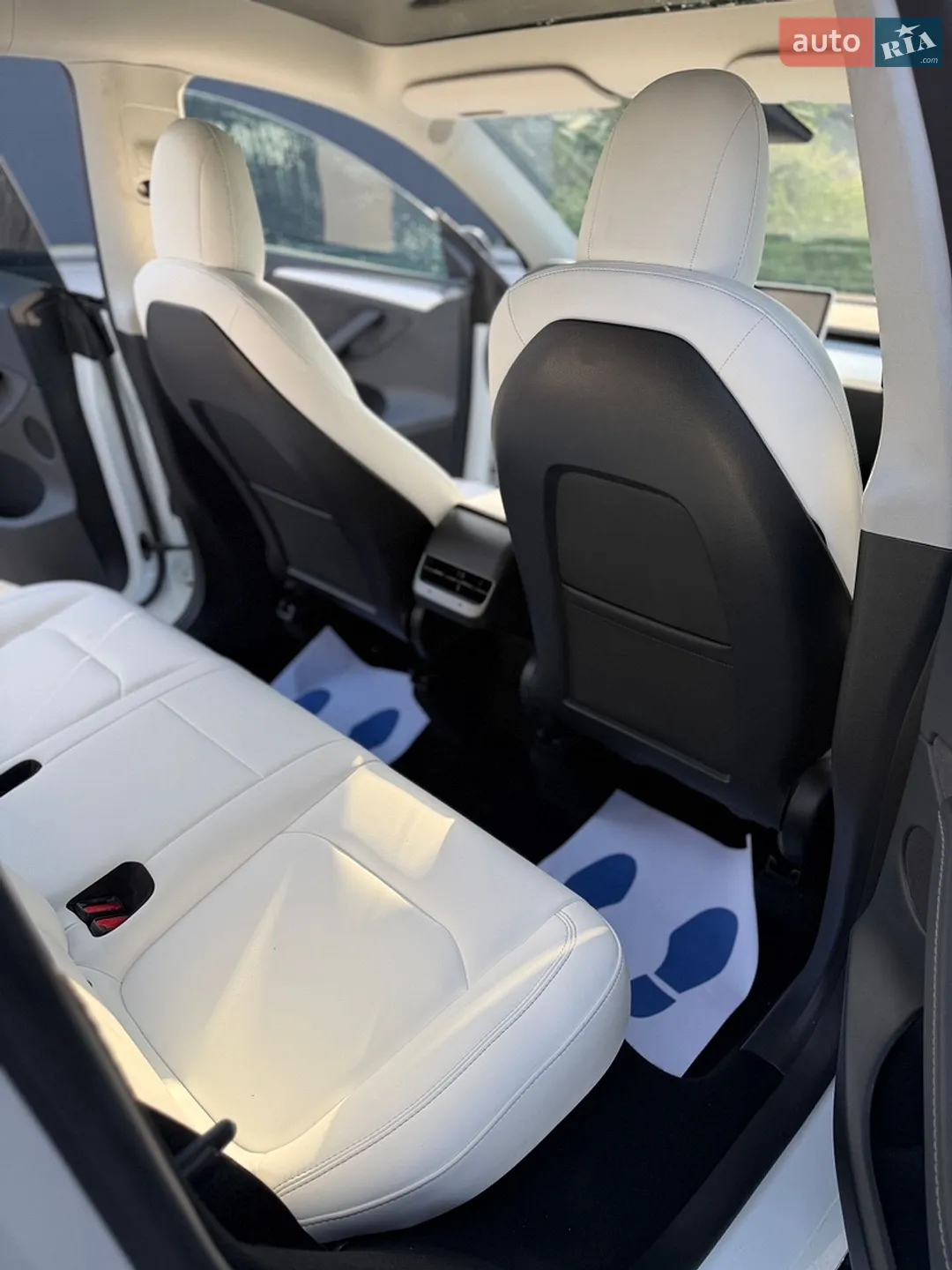 2022 Tesla Model Y - мініатюра 15