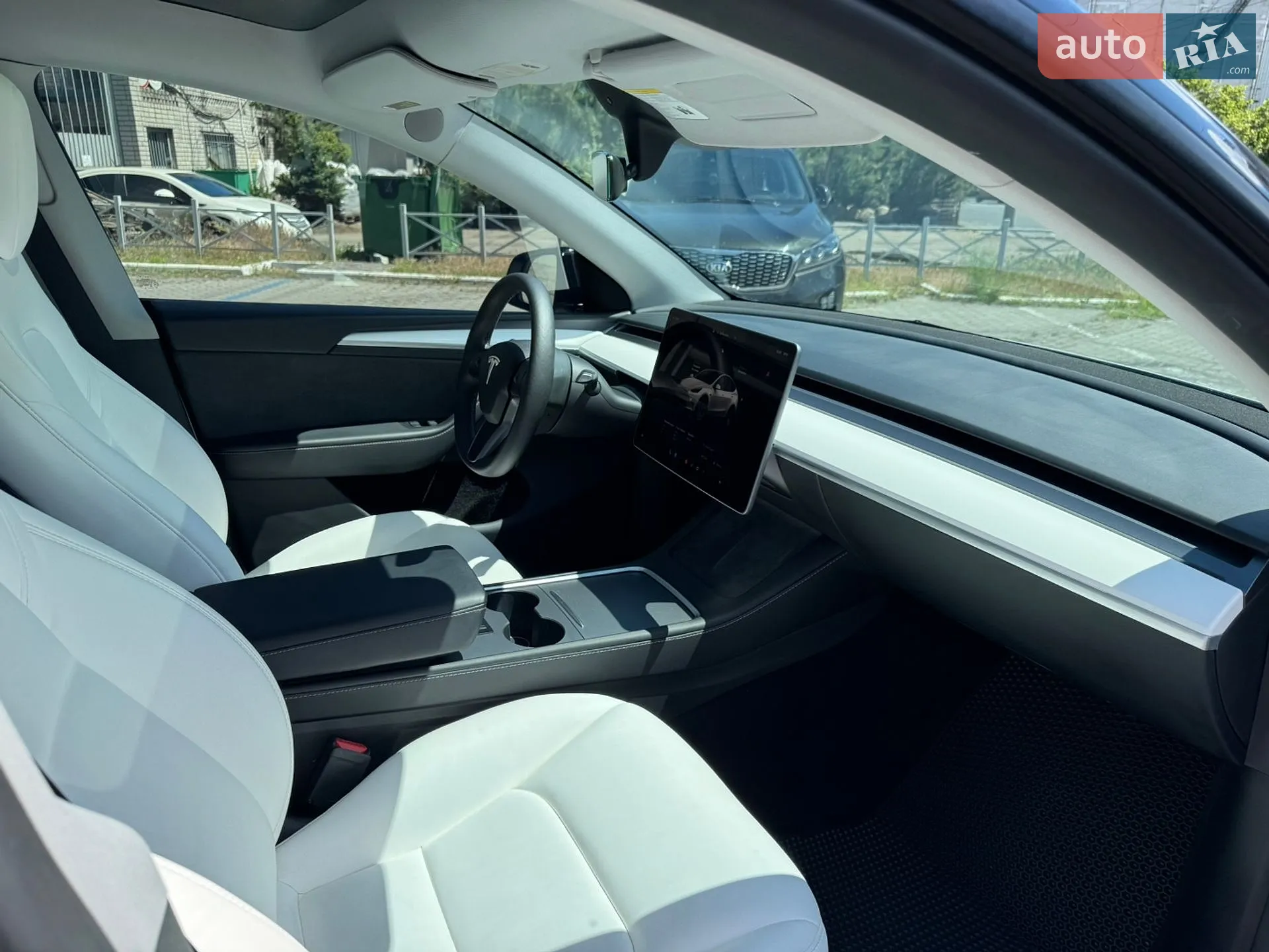 2024 Tesla Model Y - мініатюра 7