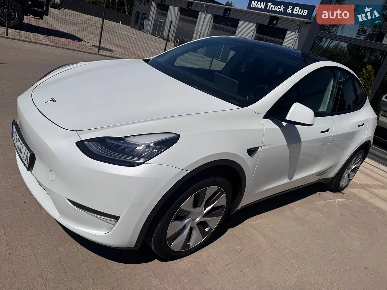 2021 Tesla Model Y - мініатюра 21
