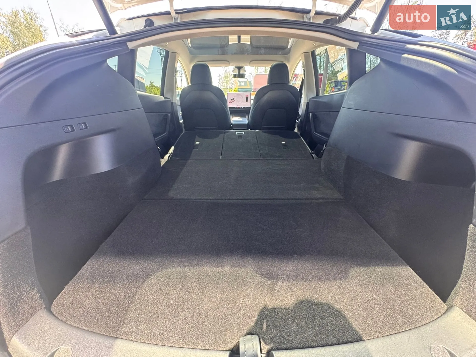 2021 Tesla Model Y - мініатюра 17