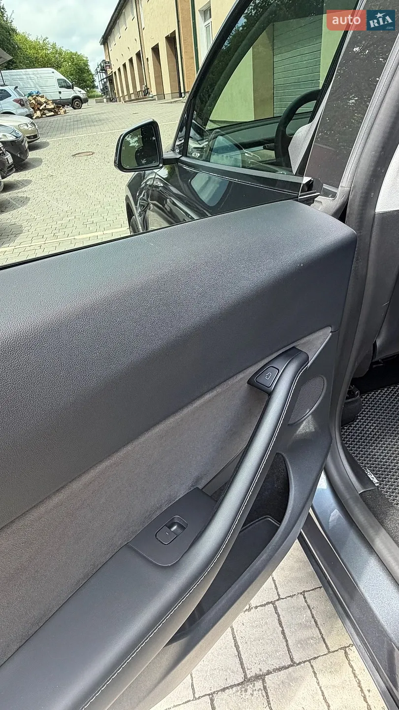 2022 Tesla Model Y - мініатюра 16