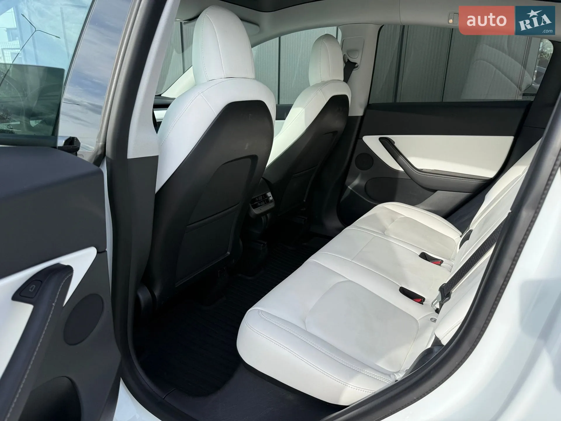 2021 Tesla Model Y - мініатюра 30
