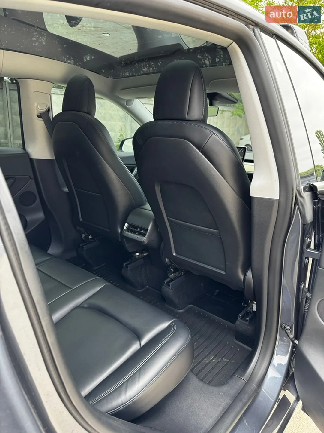 2021 Tesla Model Y - мініатюра 23
