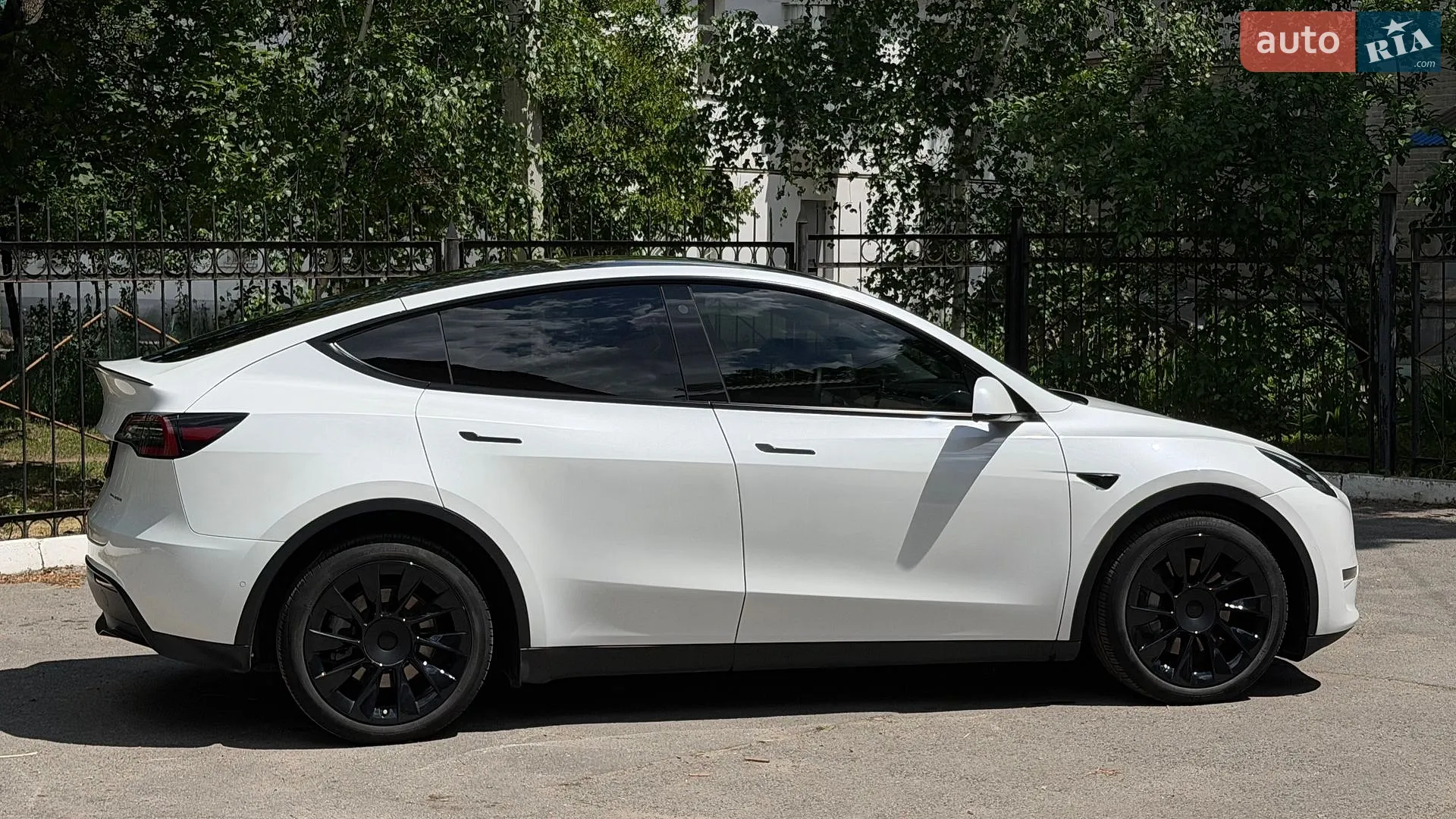 2022 Tesla Model Y - мініатюра 4