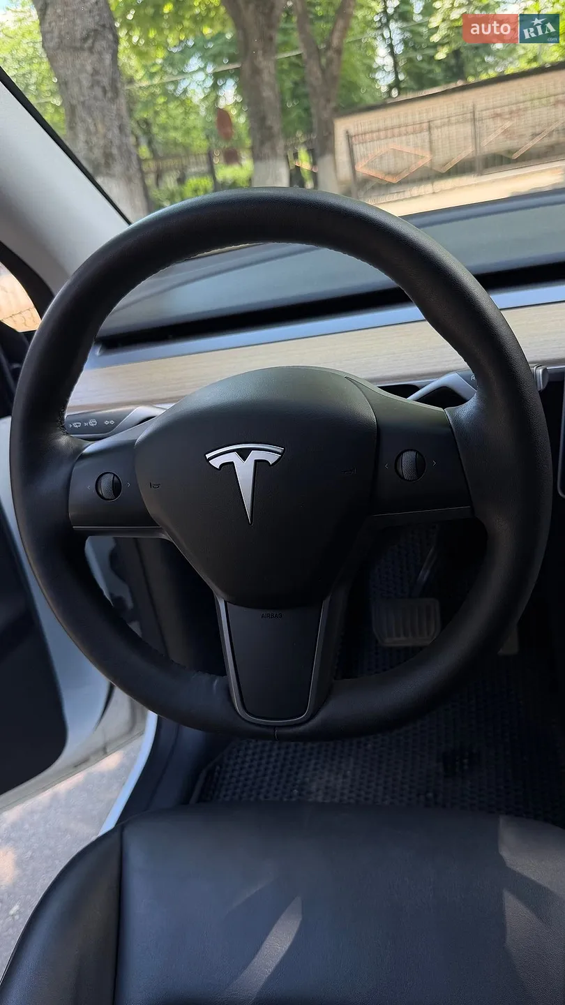 2022 Tesla Model Y - мініатюра 16