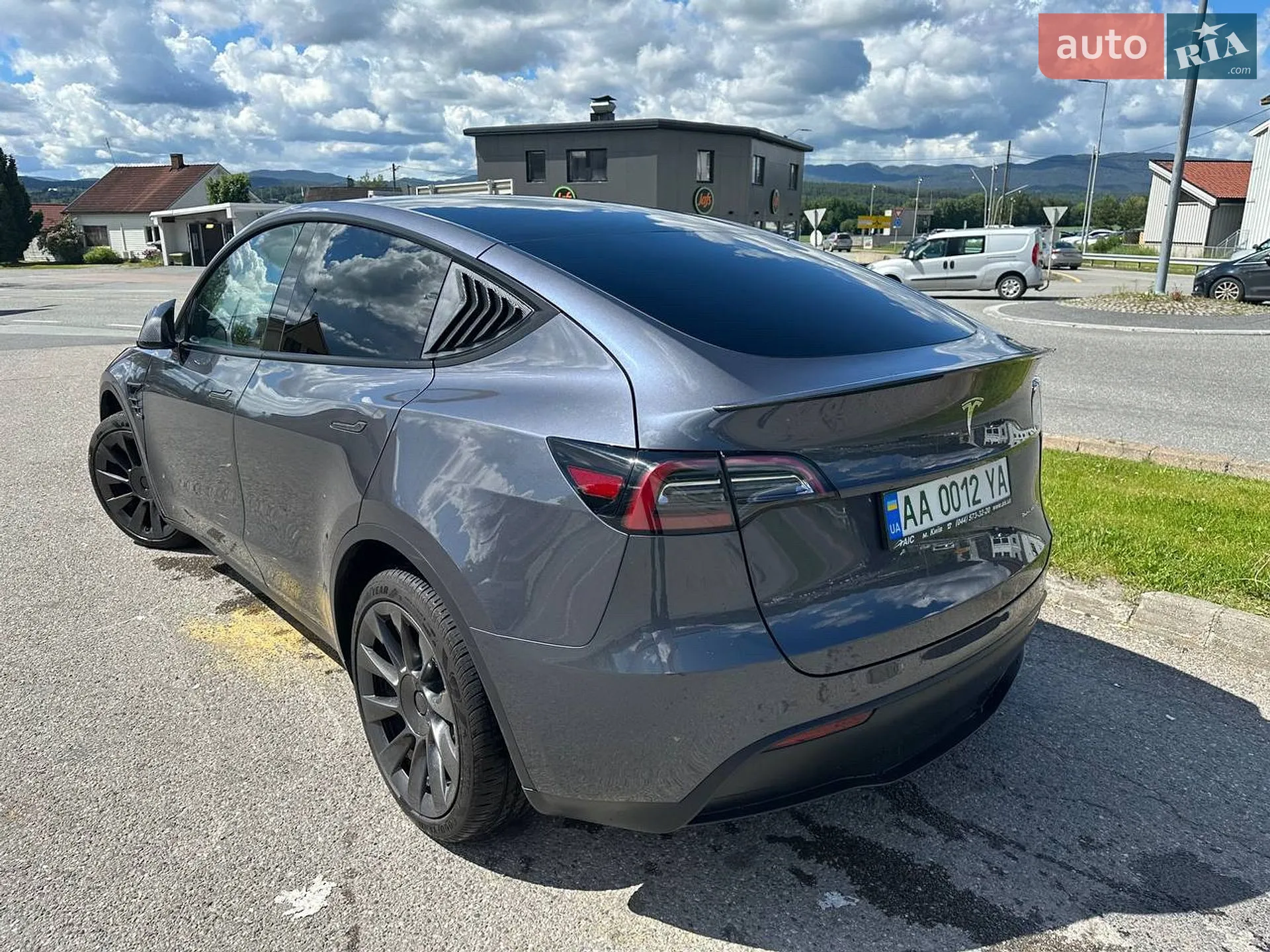 2023 Tesla Model Y - мініатюра 7