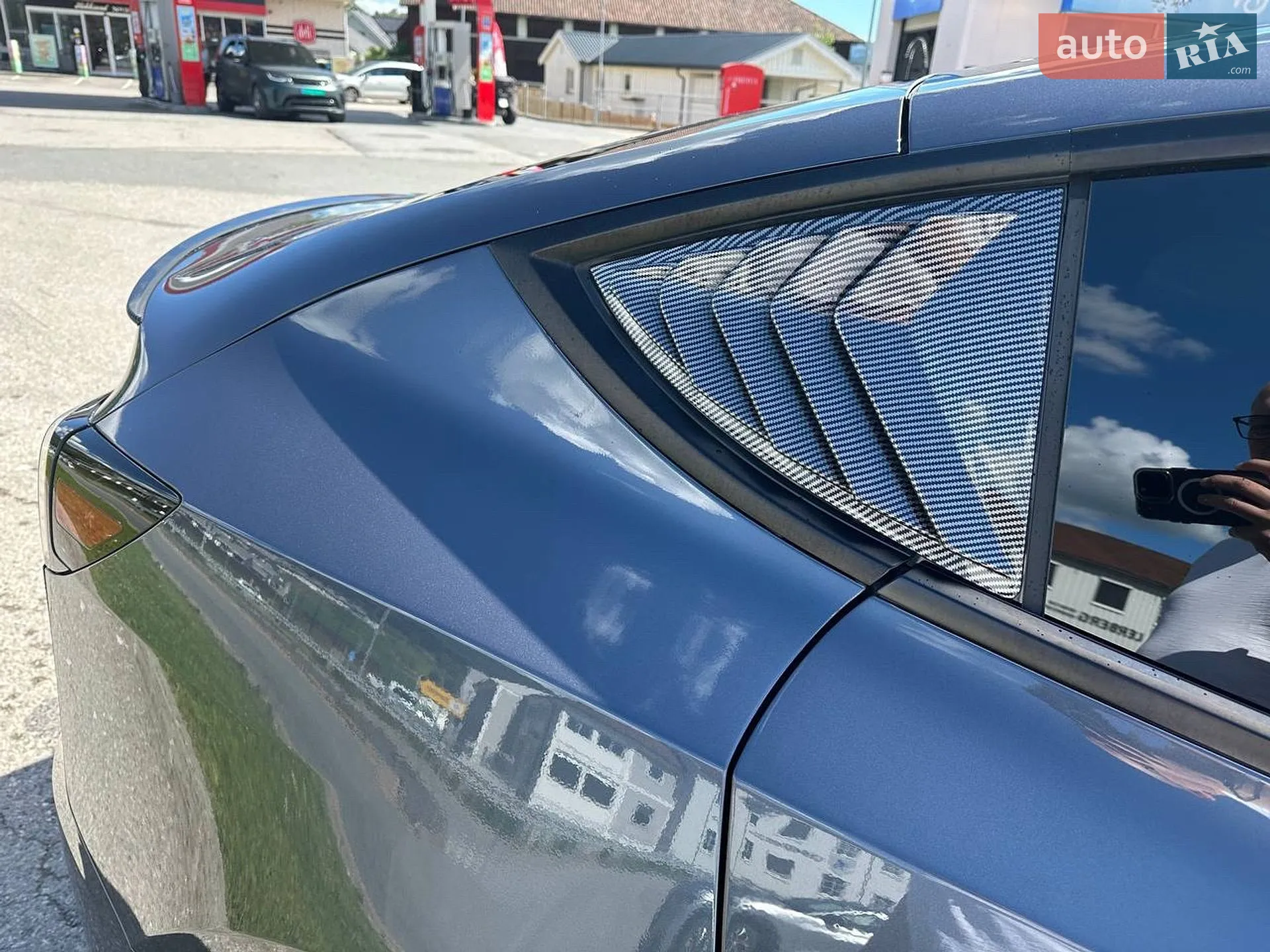 2023 Tesla Model Y - мініатюра 5