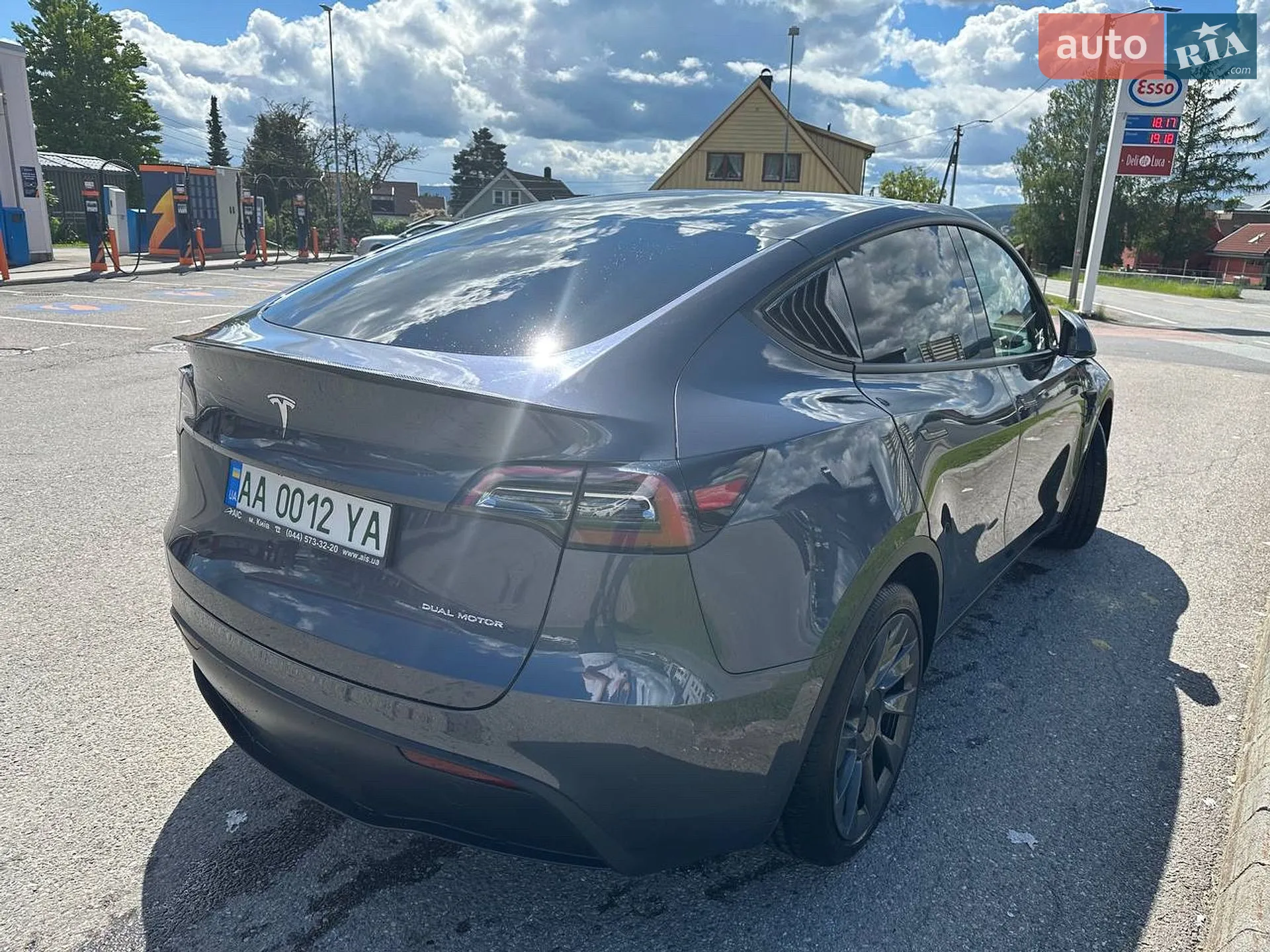 2023 Tesla Model Y - мініатюра 9