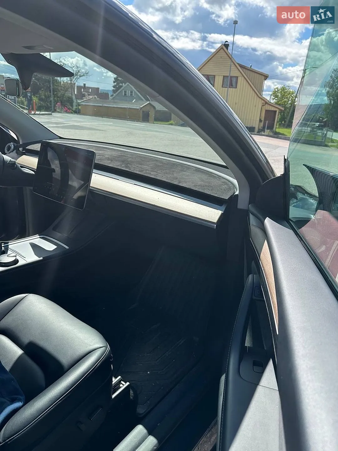 2023 Tesla Model Y - мініатюра 36