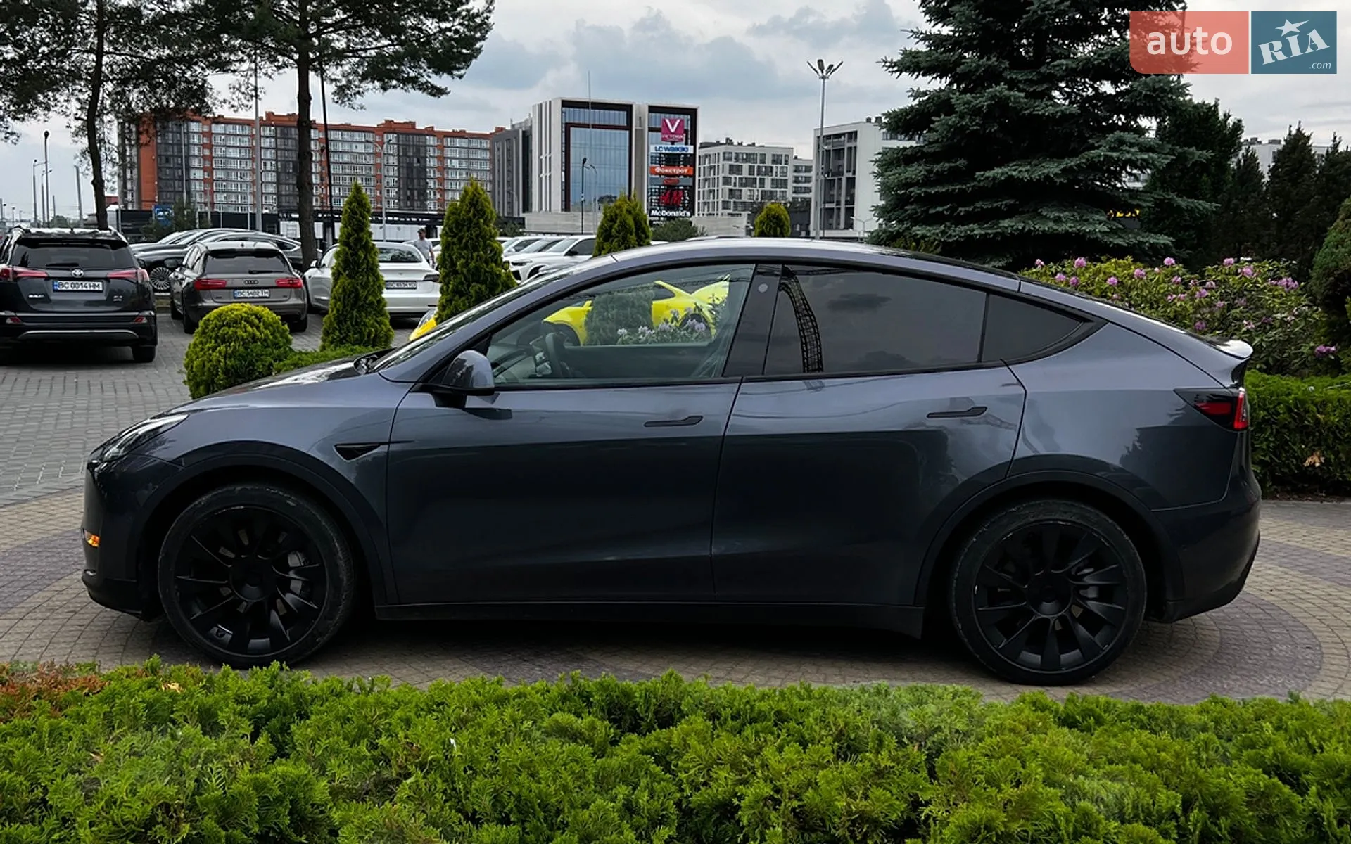 2021 Tesla Model Y - мініатюра 4