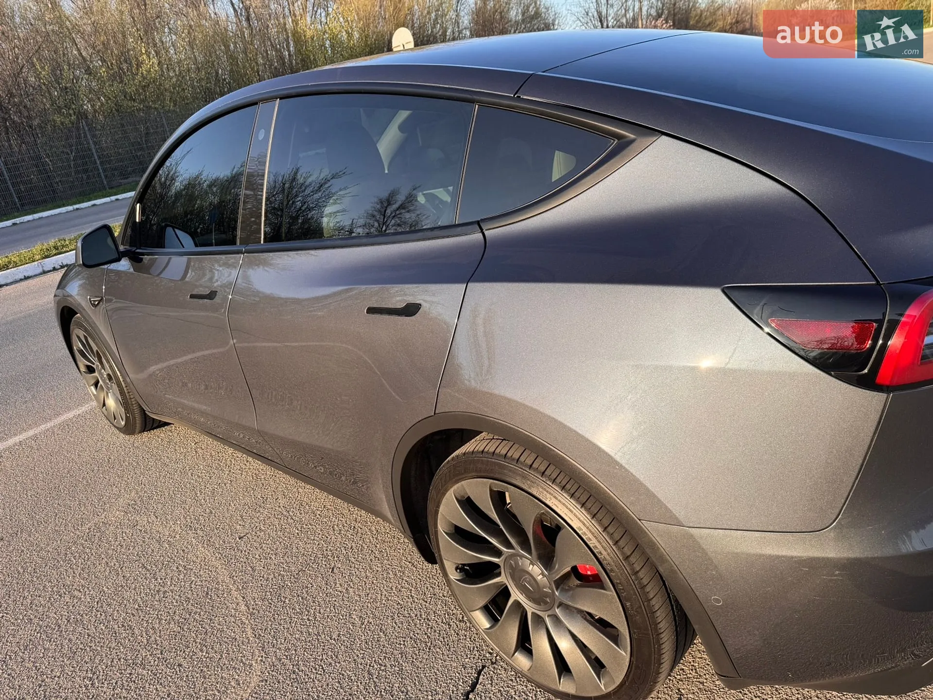 2022 Tesla Model Y - мініатюра 16