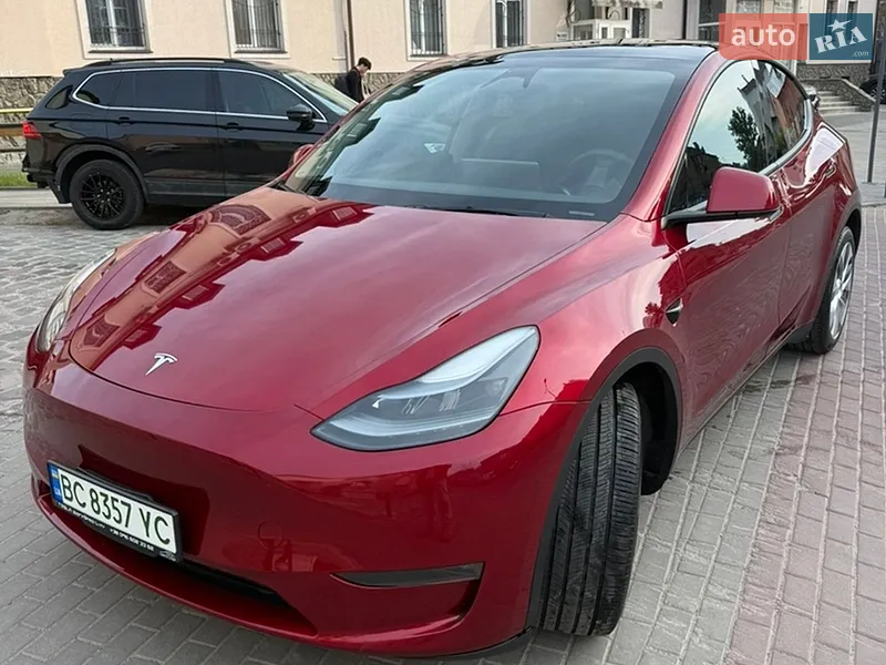 Tesla Model Y