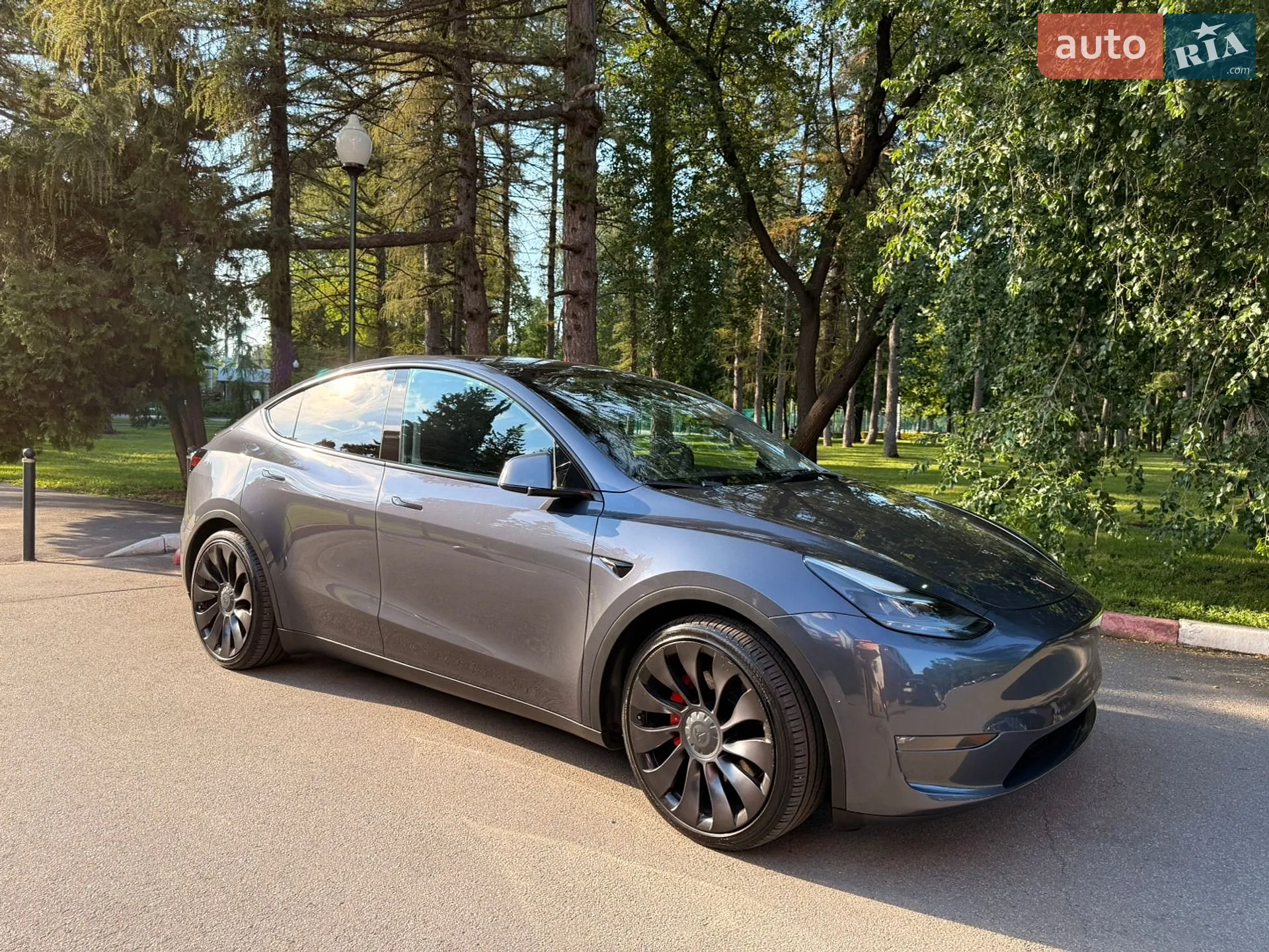 2021 Tesla Model Y - мініатюра 5