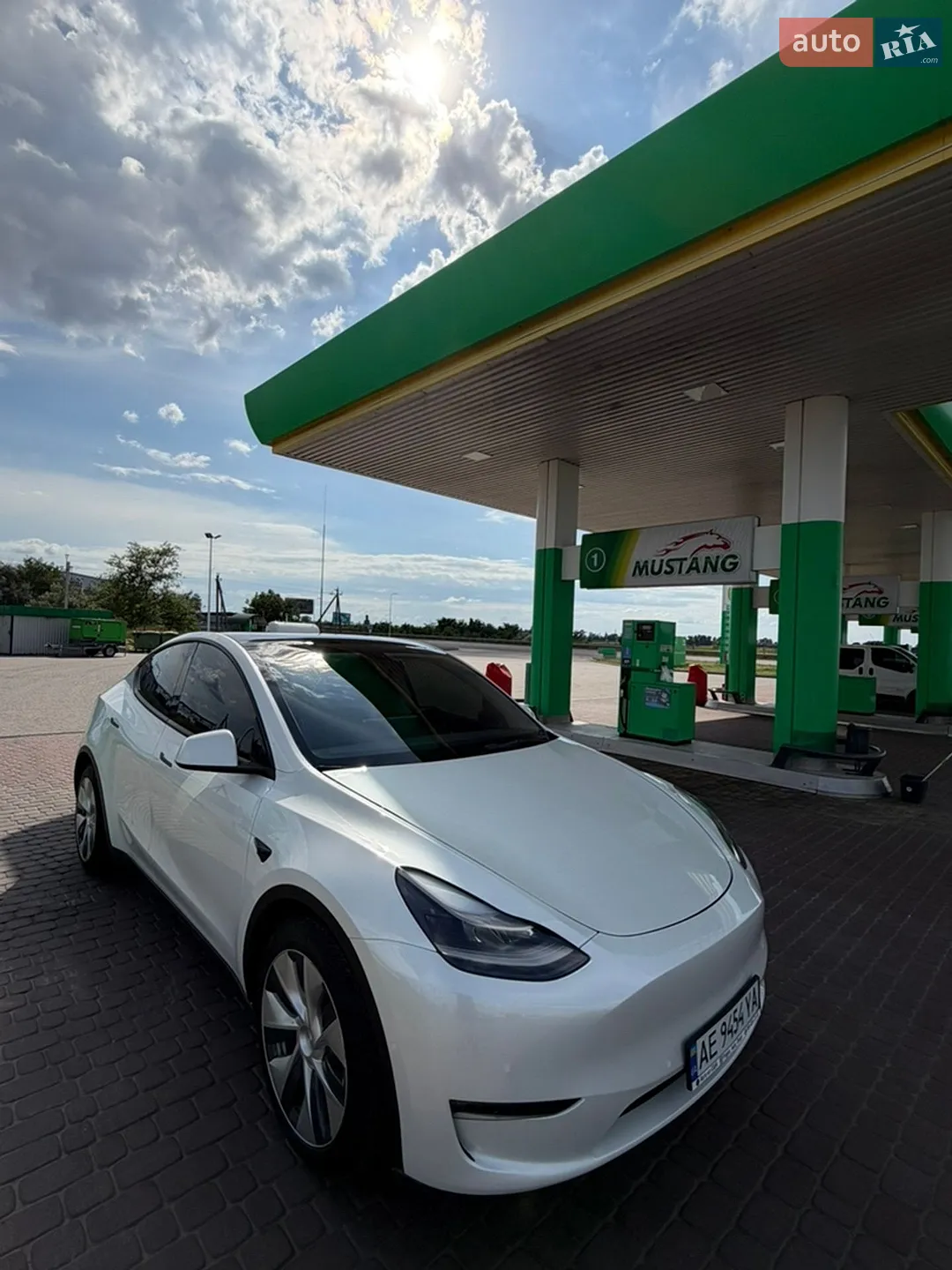 2021 Tesla Model Y - мініатюра 2