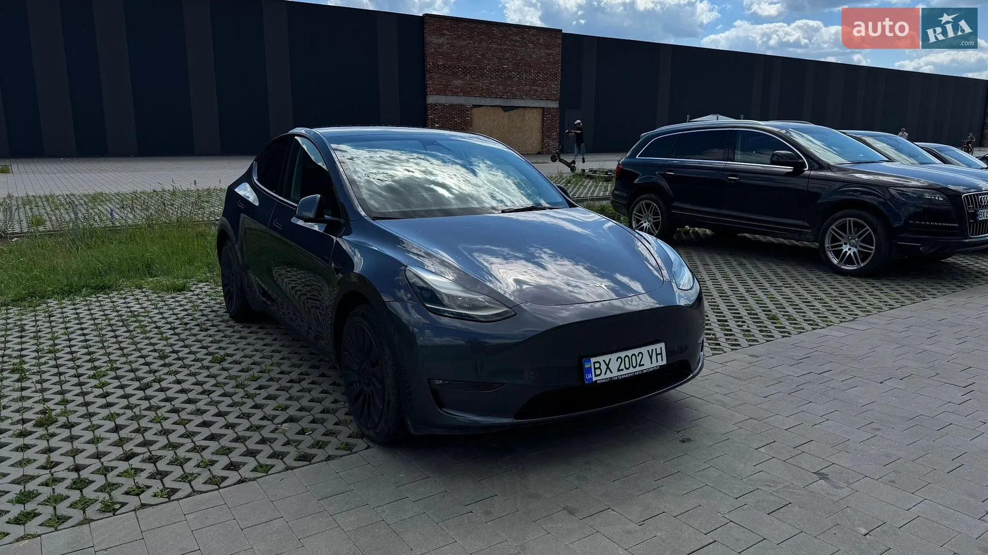 2023 Tesla Model Y - мініатюра 2