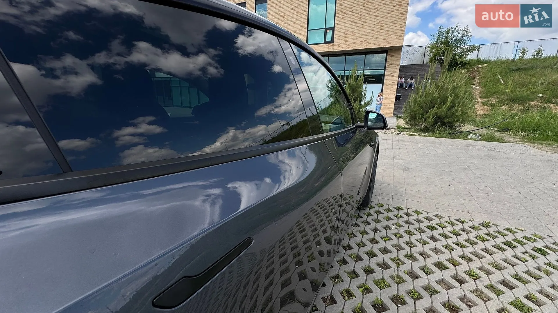 2023 Tesla Model Y - мініатюра 24