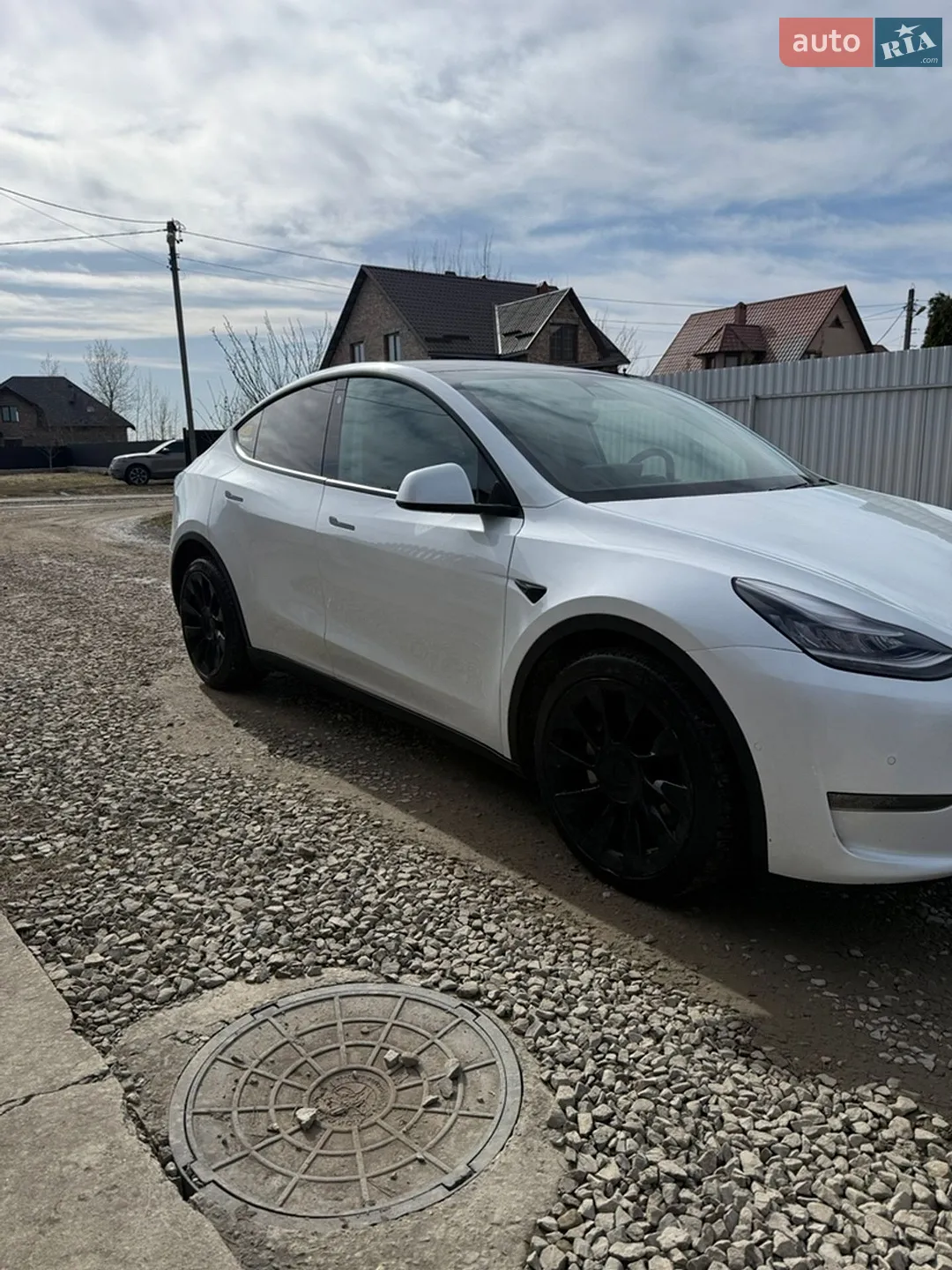 2020 Tesla Model Y - мініатюра 3