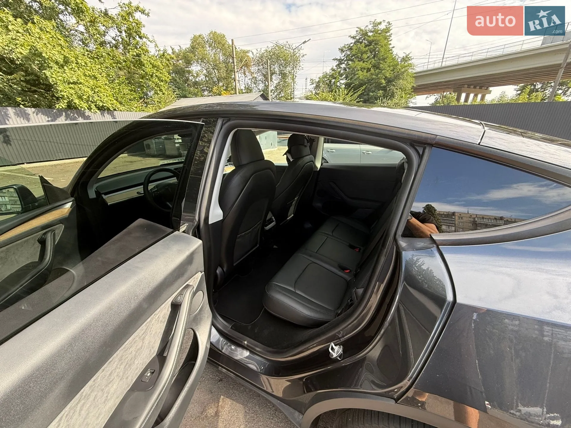 2024 Tesla Model Y - мініатюра 12