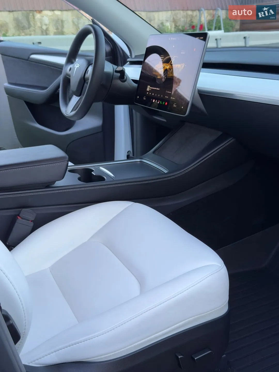 2024 Tesla Model Y - мініатюра 14