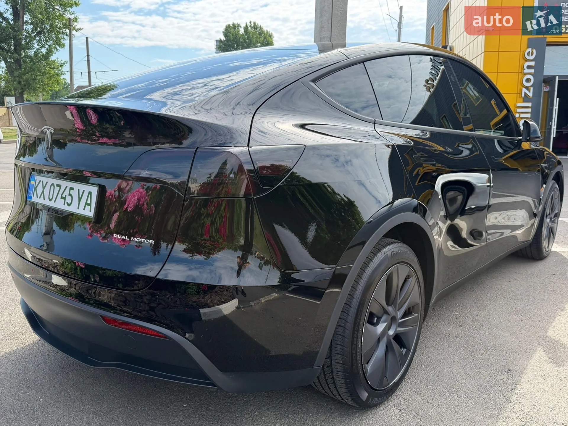 2024 Tesla Model Y - мініатюра 6
