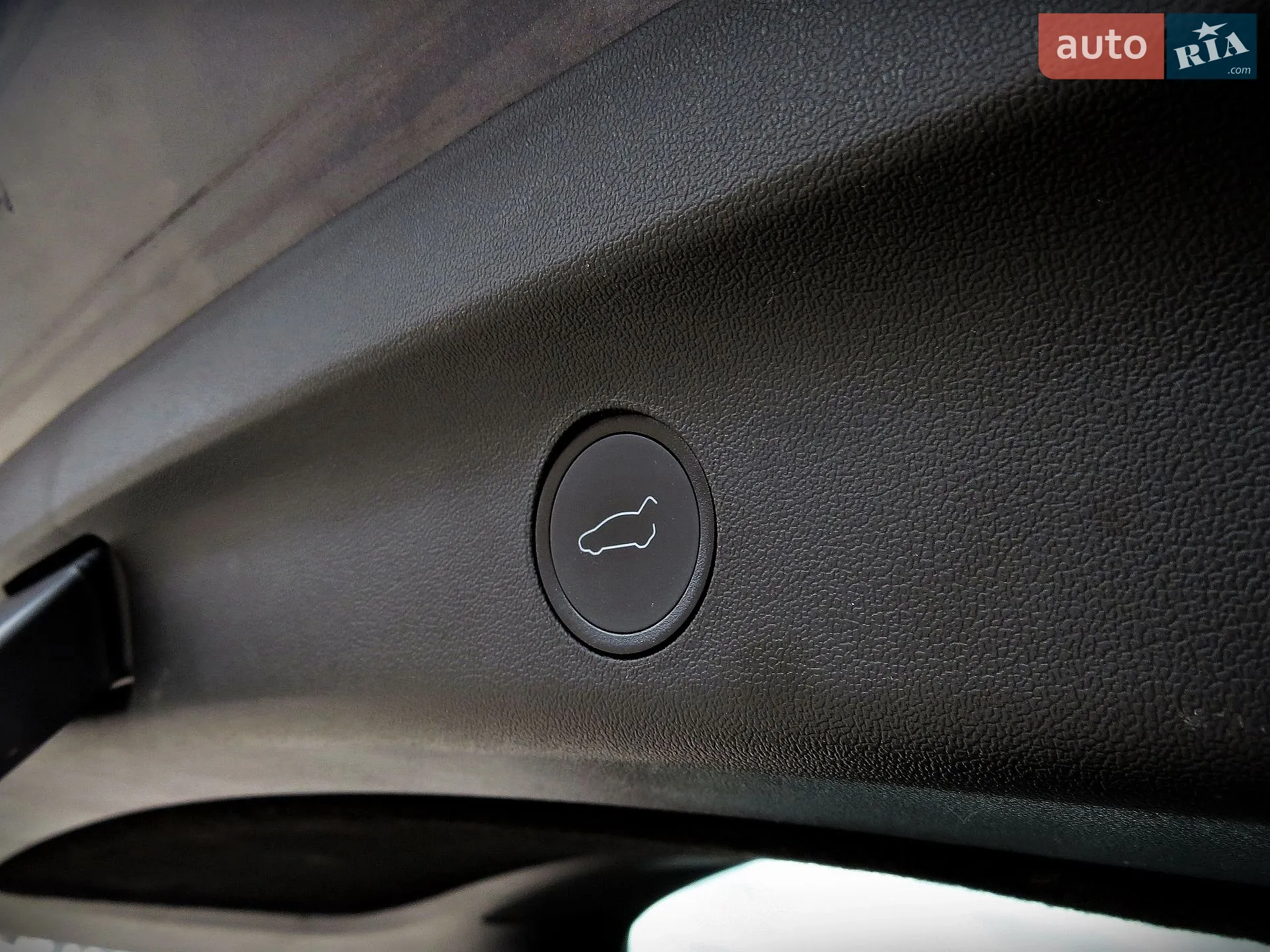 2022 Tesla Model Y - мініатюра 21