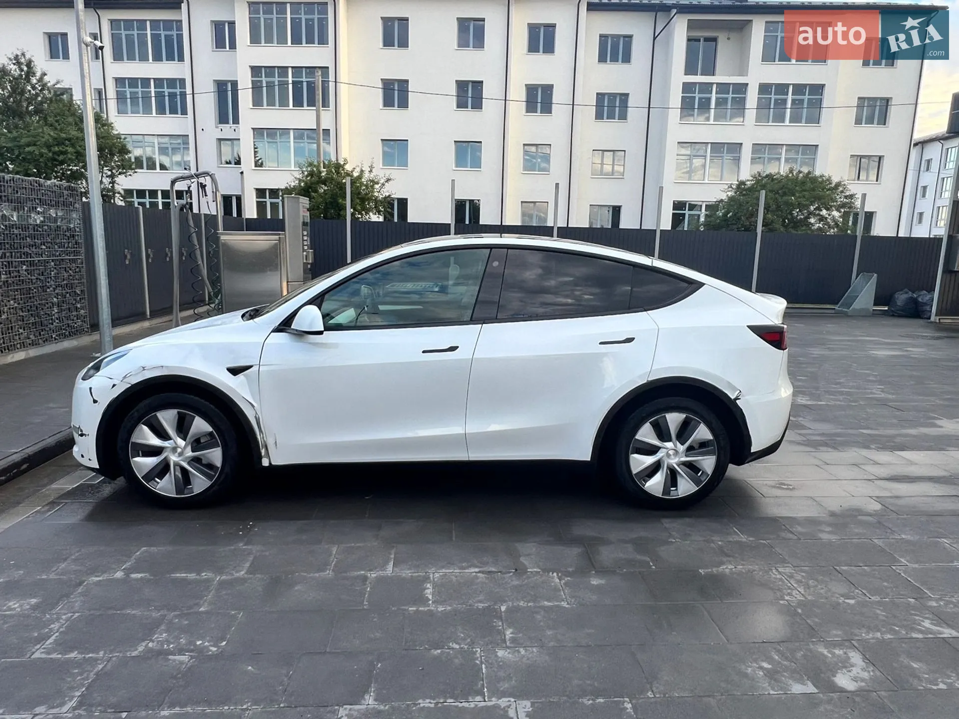 2023 Tesla Model Y - мініатюра 8