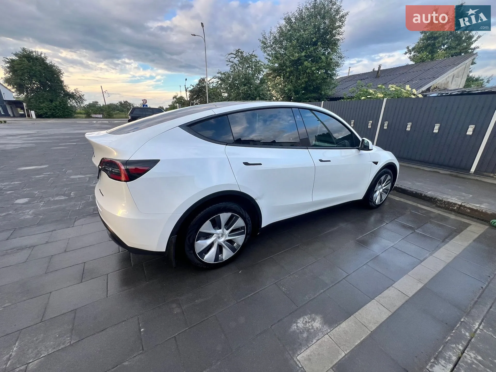 2023 Tesla Model Y - мініатюра 11