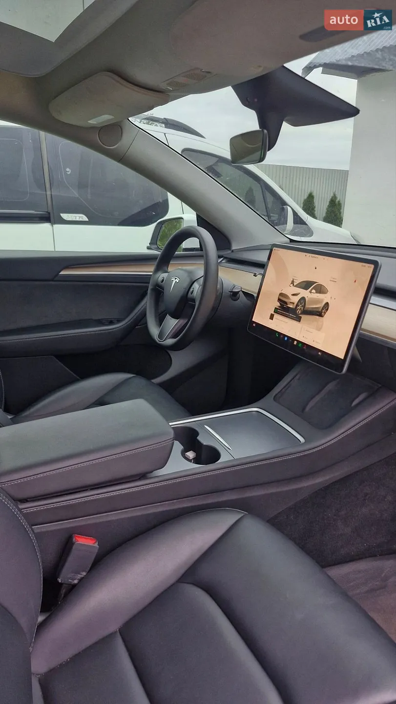 2022 Tesla Model Y - мініатюра 8
