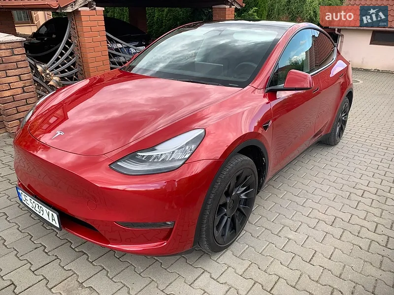 Tesla Model Y 2023