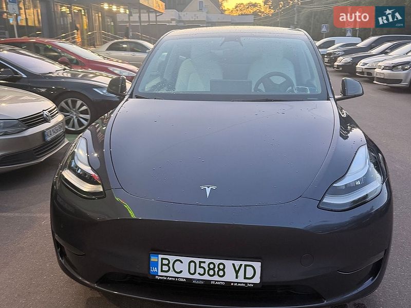 Внедорожник / Кроссовер Tesla Model Y 2022 в Киеве фото 3 Внедорожник / Кроссовер Tesla Model Y 2022 в Киеве